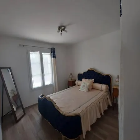A Tribord: Maison Chaleureuse A 5min De La Сasa de vacaciones *