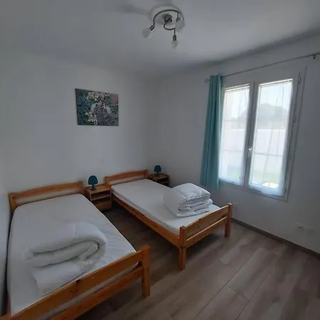 A Tribord: Maison Chaleureuse A 5min De La بيت للعطل *