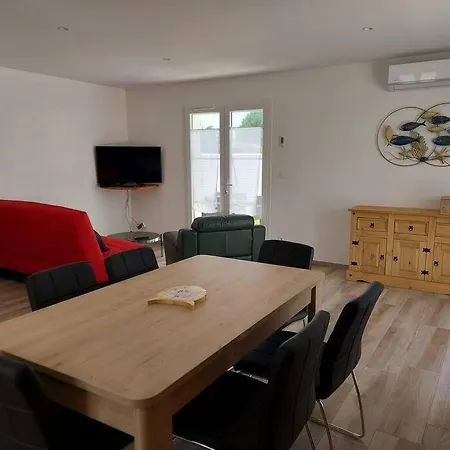 A Tribord: Maison Chaleureuse A 5min De La لا كوتينيير